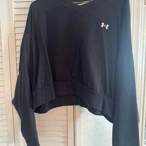 Under Armour Women's Black Cropped Sweatshirt